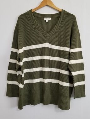 NWOT Ava & Viv Green Stripe V Neck Sweater Size 2X